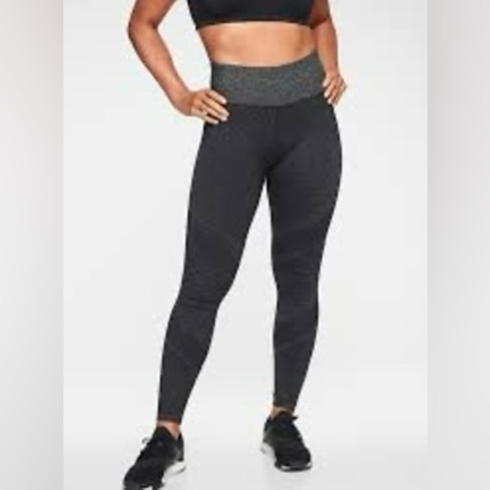 Athleta Lurex Twighlight 2.0 Tight Legging Metallic Black Glitter EUC, Size M